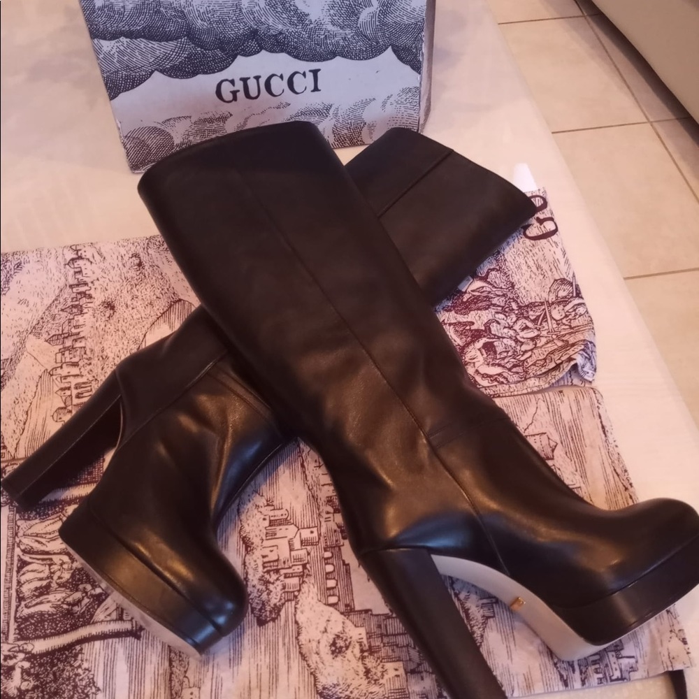 Gucci knee Black Boots